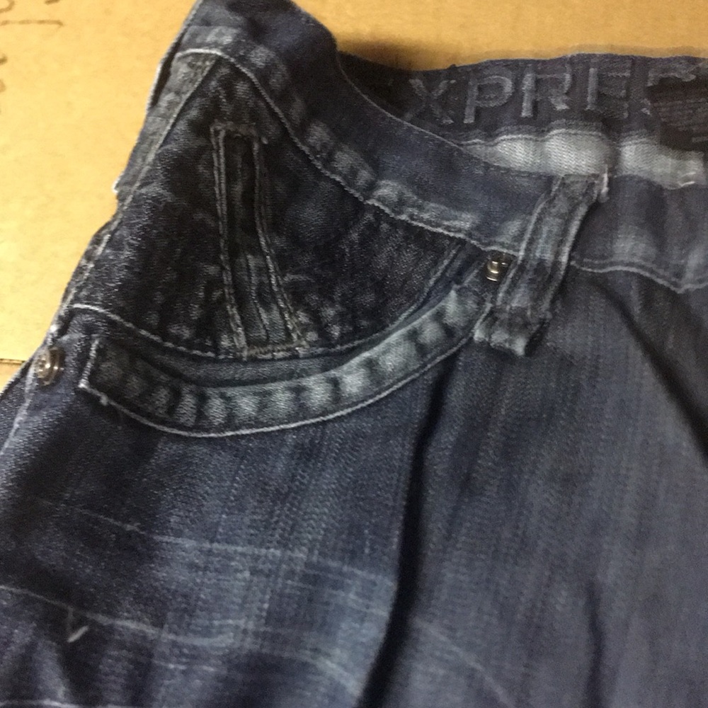 Jeans - Picture 2 of 4